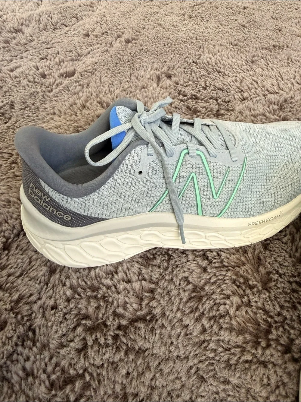 New Balance Women's Light Blue Running Sneakers with Mint Trim